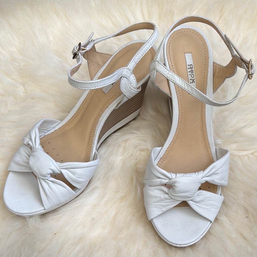 Geox Women's White Wedge Sandals 7.5